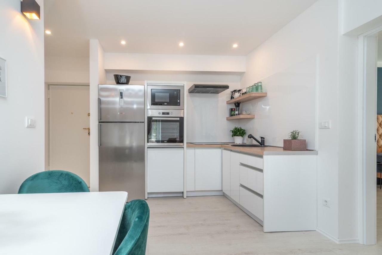 Apartment Aron Trogir Exterior foto